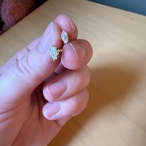 Minimal Swarovski crystal Studs